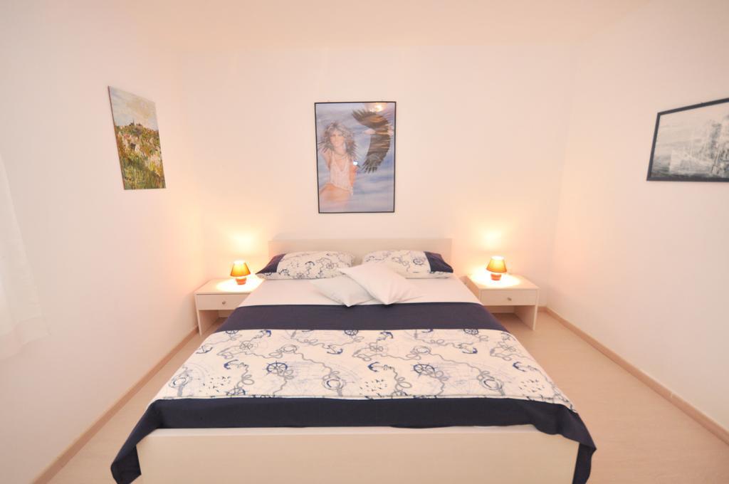 Apartments Zorka Leko Omiš Chambre photo