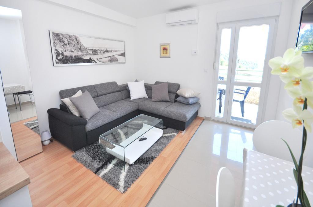 Apartments Zorka Leko Omiš Chambre photo