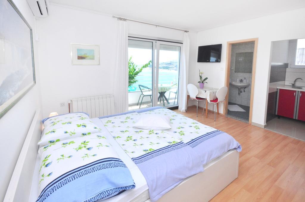 Apartments Zorka Leko Omiš Chambre photo